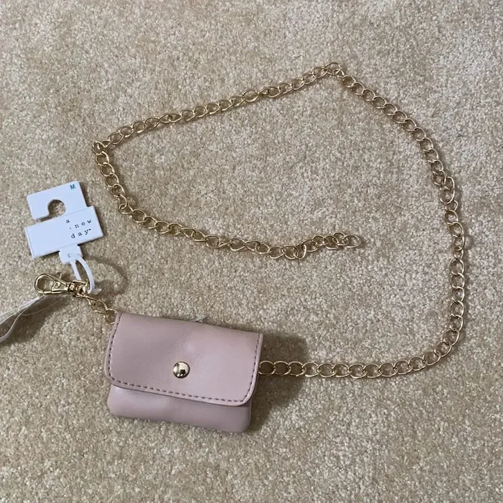 Women’s Gold Chain Belt with Small Purse M NWT